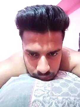 Snapshot of Decentlover67 chatting on May 25, 2026, 7:01 pm Decentlover67 online show from May 25, 2026, 7:01 pm