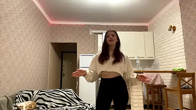 KassieLonzo online show from March 26, 2026, 7:12 pm