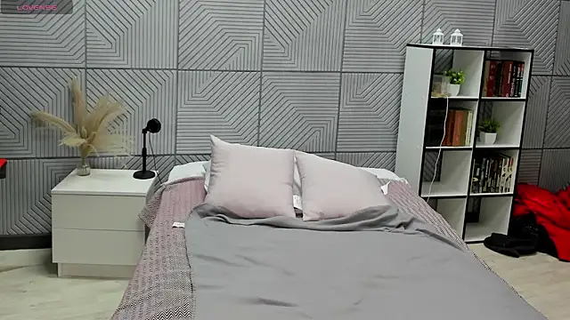 Nancy Parker online show from March 17, 2026, 12:57 am