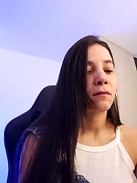 miaeyex online show from April 13, 2026, 11:58 am