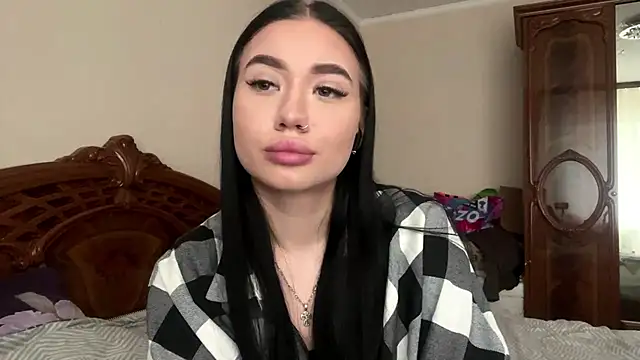 Sofi Funny online show from April 7, 2026, 3:19 am