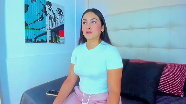 Tatiana24  online show from April 11, 2026, 9:07 pm