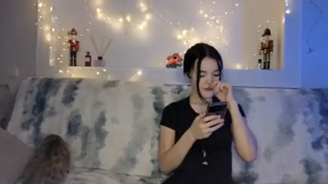 FerialCodger online show from March 26, 2026, 8:01 am