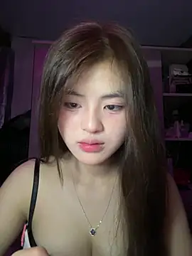 Snapshot of Sweet20-20 chatting on April 8, 2026, 5:14 pm Sweet20-20 online show from April 8, 2026, 5:14 pm