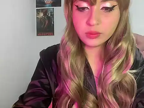 sakuraluna  online show from March 26, 2026, 12:31 am