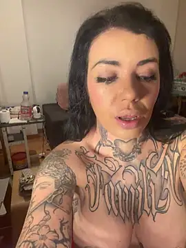 jenypr1ncess online show from March 27, 2026, 4:32 am