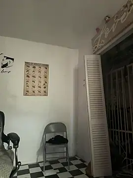 Snapshot of TSROYALE7527 chatting on March 18, 2026, 11:16 pm TSROYALE7527 online show from March 18, 2026, 11:16 pm