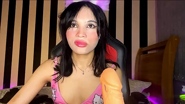 stellapapilon online show from March 17, 2026, 11:52 pm