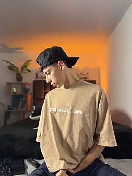 Snapshot of SebastianReed_ chatting on April 6, 2026, 4:46 am SebastianReed online show from April 6, 2026, 4:46 am