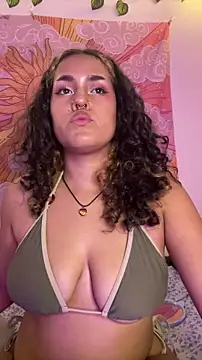 EimyVelvet online show from March 29, 2026, 1:18 am