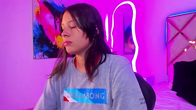 nenaarisk online show from April 17, 2026, 1:47 pm