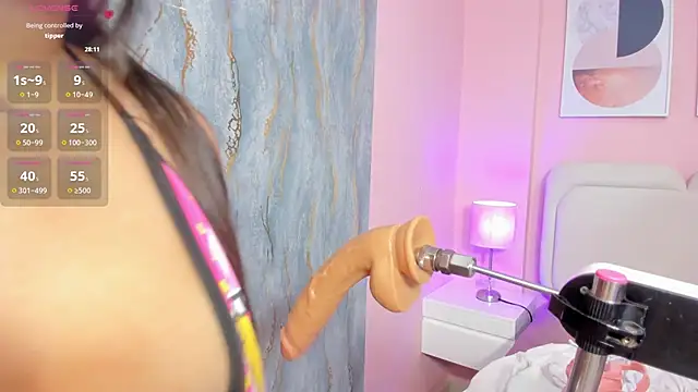 little elif online show from April 8, 2026, 3:52 am