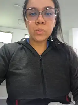 Snapshot of Aila_Phone chatting on March 18, 2026, 4:52 pm Aila Phone online show from March 18, 2026, 4:52 pm