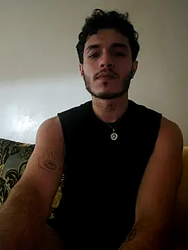 Thewildaliii0 online show from April 21, 2026, 11:00 pm