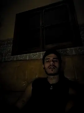 Snapshot of Thewildaliii0 chatting on March 22, 2026, 5:21 am Thewildaliii0 online show from March 22, 2026, 5:21 am