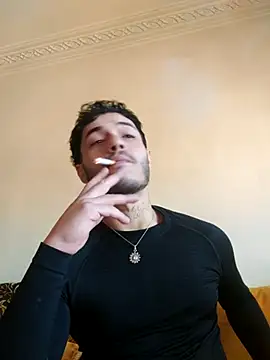 Snapshot of Thewildaliii0 chatting on April 13, 2026, 1:37 pm Thewildaliii0 online show from April 13, 2026, 1:37 pm