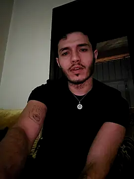 Thewildaliii0 online show from April 24, 2026, 11:51 pm