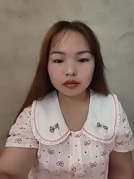 Mina xYx online show from May 27, 2026, 2:08 am