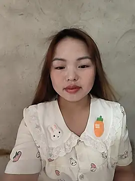 Mina xYx online show from May 25, 2026, 4:12 am