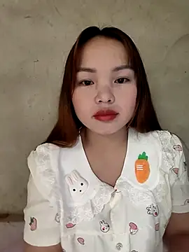 Mina xYx online show from May 11, 2026, 2:18 pm