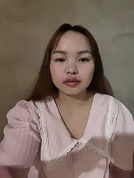 Mina xYx online show from May 19, 2026, 1:56 am