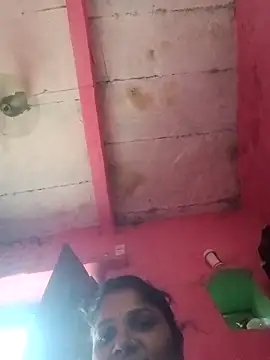 Snapshot of Mona_ji32 chatting on April 3, 2026, 12:11 pm Mona ji32 online show from April 3, 2026, 12:11 pm