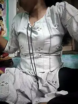 Snapshot of model_seela chatting on May 8, 2026, 5:17 pm model seela online show from May 8, 2026, 5:17 pm