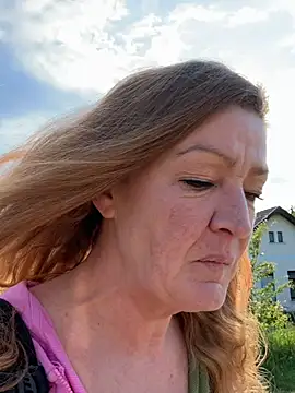 Milf-Gabi online show from May 19, 2026, 8:05 pm