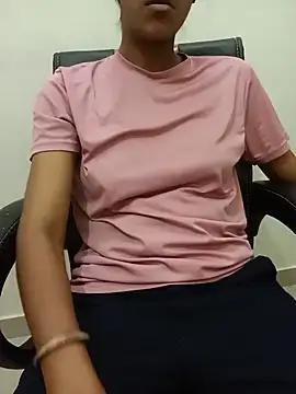 aushi rajput online show from May 26, 2026, 11:36 pm