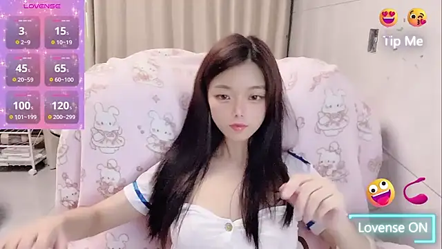 Snapshot of Puting_q chatting on May 10, 2026, 10:33 pm Puting q online show from May 10, 2026, 10:33 pm