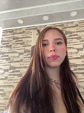 lunacandy 0 online show from April 2, 2026, 6:03 pm