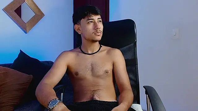 Vezzx online show from April 15, 2026, 7:58 pm