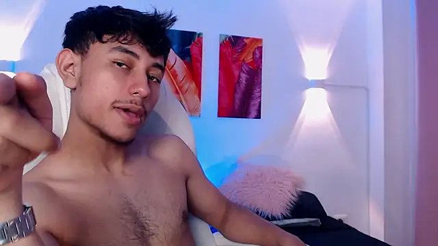 Vezzx online show from March 24, 2026, 6:41 pm