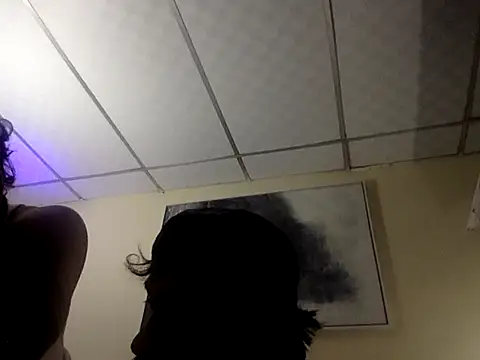 LatinBigClouds22cm online show from March 15, 2026, 11:23 pm