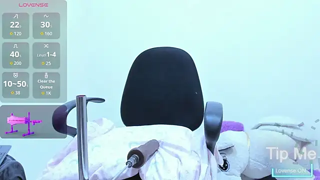 Snapshot of Aria_Cruz_ chatting on April 8, 2026, 9:49 pm Aria Cruz online show from April 8, 2026, 9:49 pm