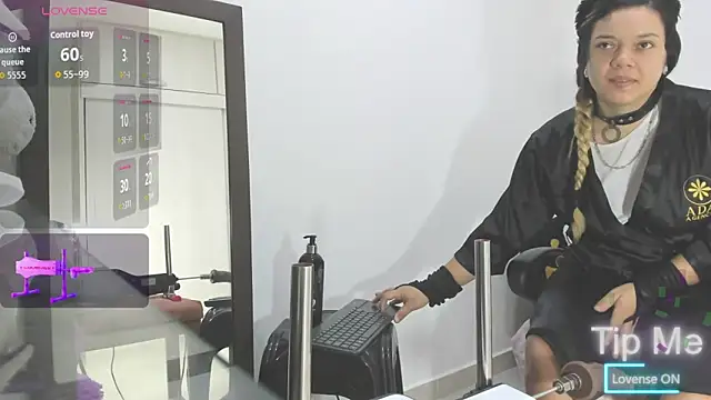 Snapshot of Aria_Cruz_ chatting on March 22, 2026, 5:03 pm Aria Cruz online show from March 22, 2026, 5:03 pm