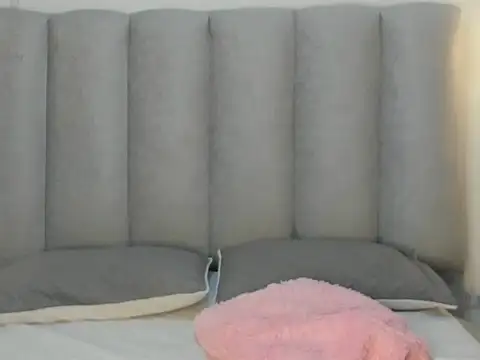 Valentina lux1 online show from April 5, 2026, 12:17 am