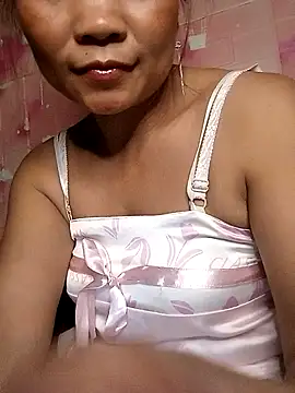 maymay121 online show from April 4, 2026, 2:56 pm