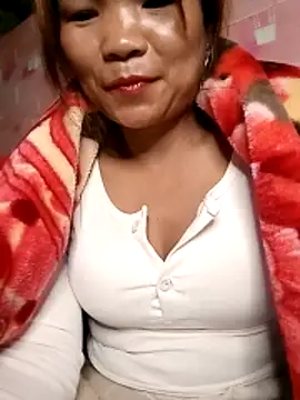 maymay121 online show from April 1, 2026, 1:34 pm