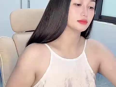 AmyLinee 1 online show from June 28, 2026, 7:25 am