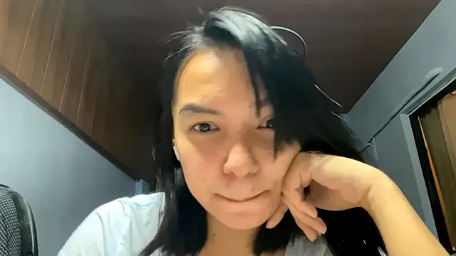 NoreenPierotti online show from April 1, 2026, 1:41 pm