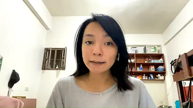 NoreenPierotti online show from March 24, 2026, 2:06 pm