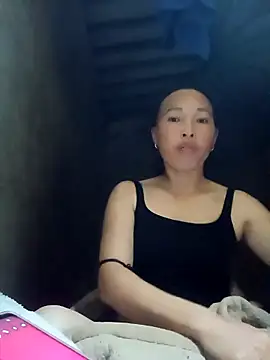 Snapshot of NIANIAKUTE chatting on March 24, 2026, 2:50 pm NIANIAKUTE online show from March 24, 2026, 2:50 pm