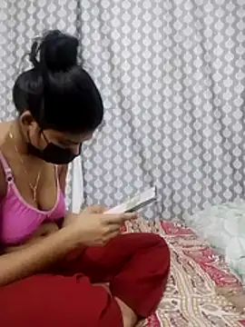 Snapshot of Jyoti_hot66 chatting on April 18, 2026, 5:54 am Jyoti hot66 online show from April 18, 2026, 5:54 am