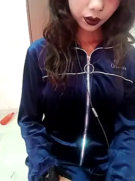 Candyy crushh online show from March 31, 2026, 8:16 am