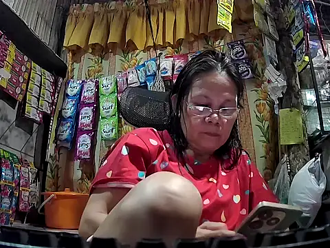 mommylicious 23 online show from April 17, 2026, 11:24 am