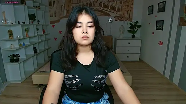 Snapshot of AlicaMayer chatting on March 24, 2026, 6:57 am AlicaMayer online show from March 24, 2026, 6:57 am