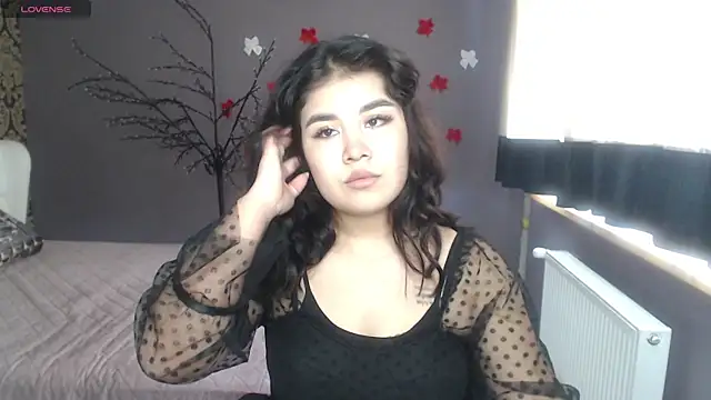 Snapshot of AlicaMayer chatting on March 31, 2026, 11:12 am AlicaMayer online show from March 31, 2026, 11:12 am