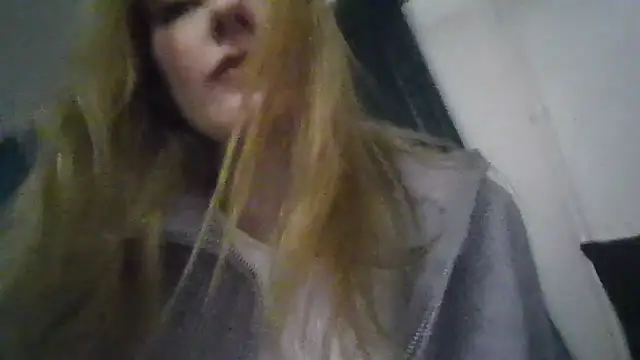 PetaWane online show from April 13, 2026, 6:56 pm