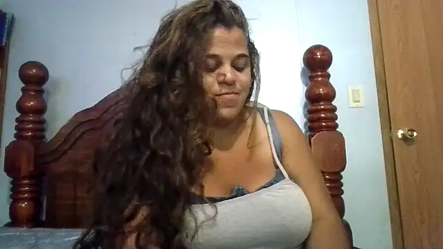 Celestee6969 online show from April 16, 2026, 1:12 pm